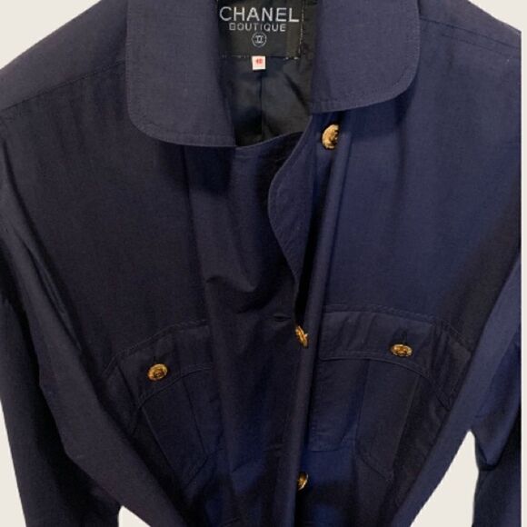 Vintage CHANEL Navy belted trench coat circa 1980 - Picture 11 of 15